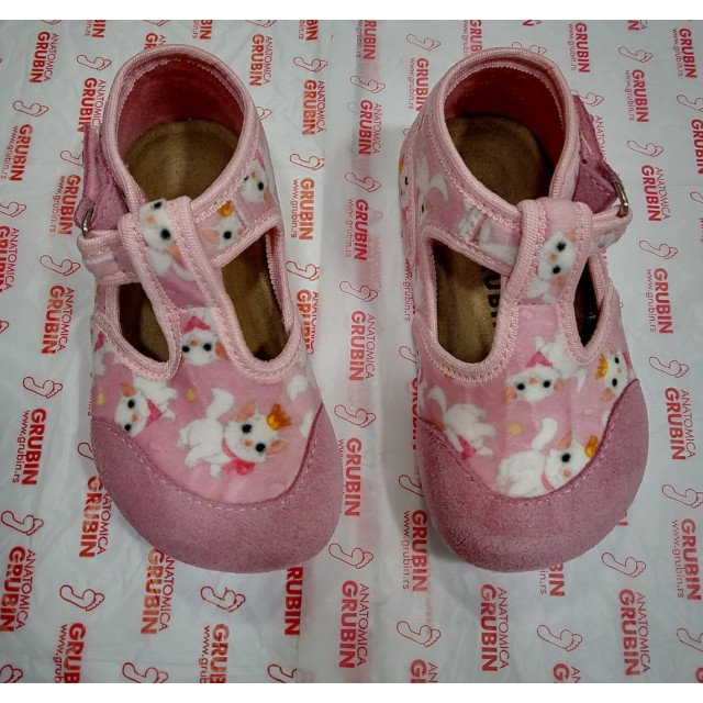 Grubin 1882330 Corona Roza Macka 27